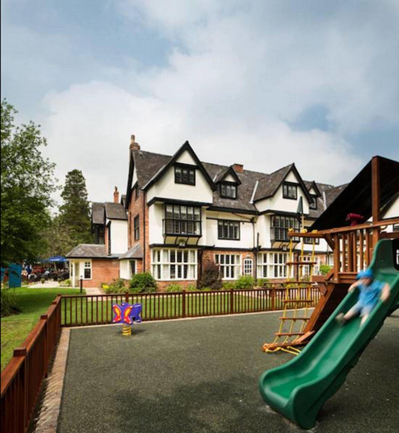 The Inn At Woodhall Spa Exterior photo